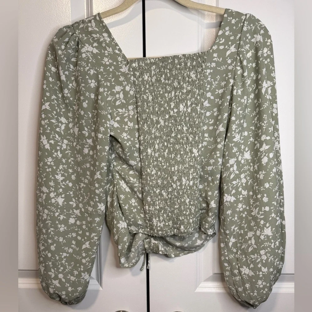 Abercrombie & Fitch Sage Green Floral Ruched Puff Sleeve Blouse XS